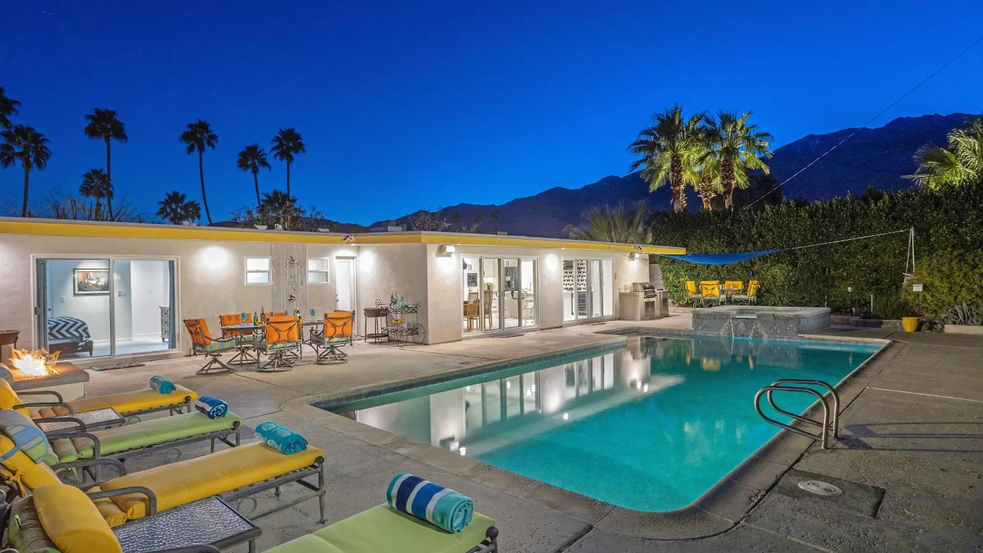 Villa Casa Del Solstice By Acme House Company Palm Springs